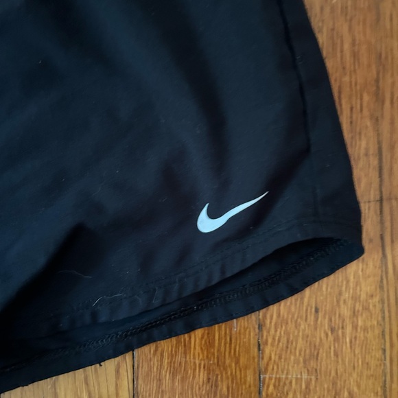 black nike shorts! - Picture 2 of 4